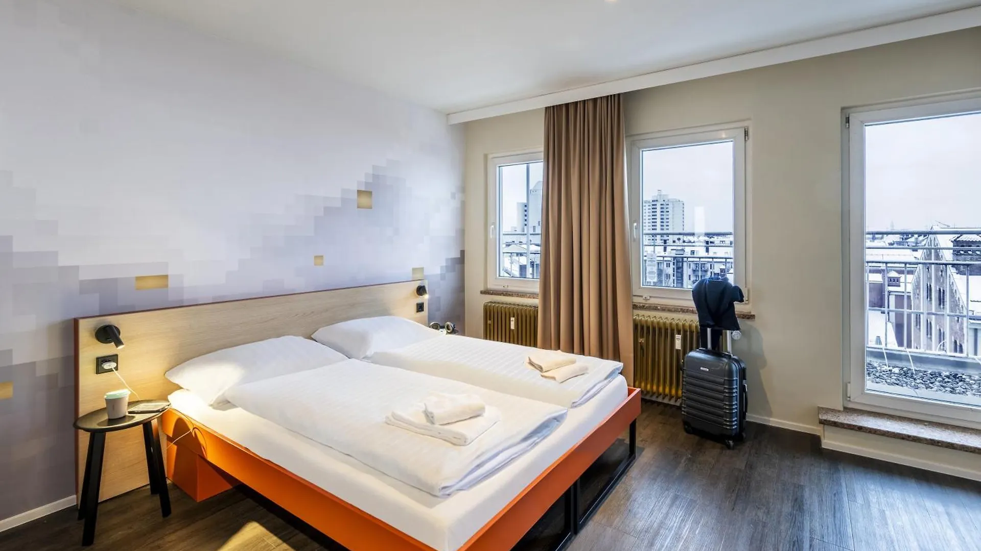 Meininger Hotel Muenchen Zentrum 3*, Munich Germany
