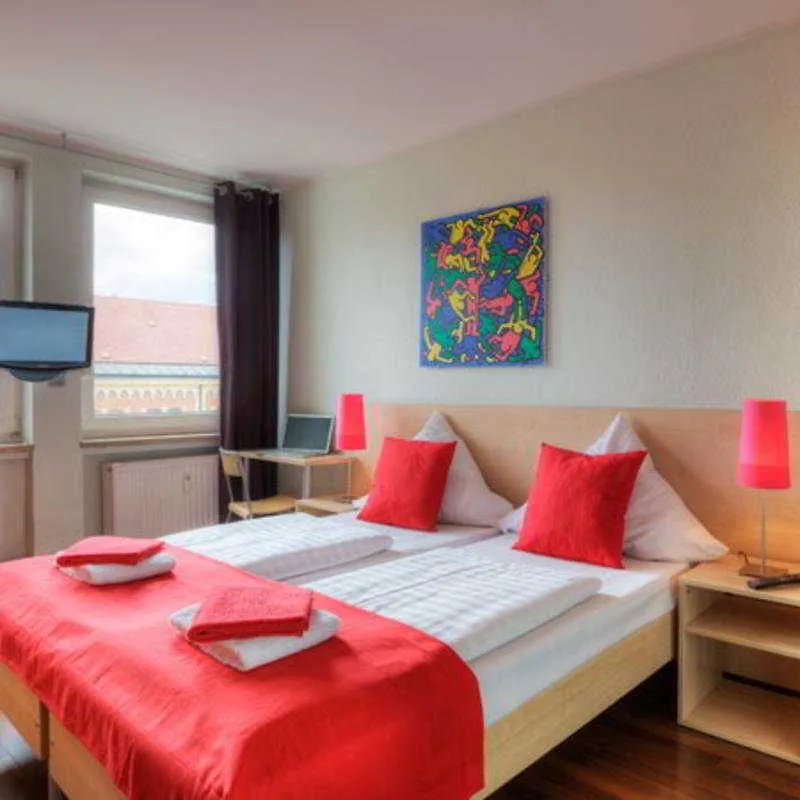 ***  Meininger Hotel Muenchen Zentrum Germany