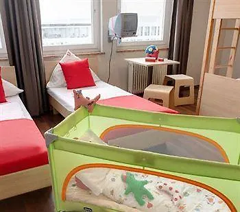 ***  Meininger Hotel Muenchen Zentrum Germany
